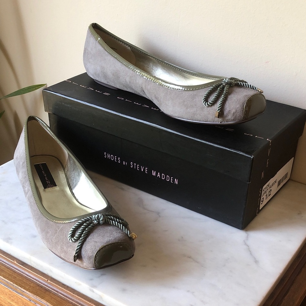 Steve Madden Grey Suede with Olive detail Ballet Flats with Bow